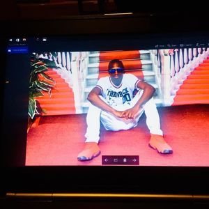 Meet your Posher, Miles